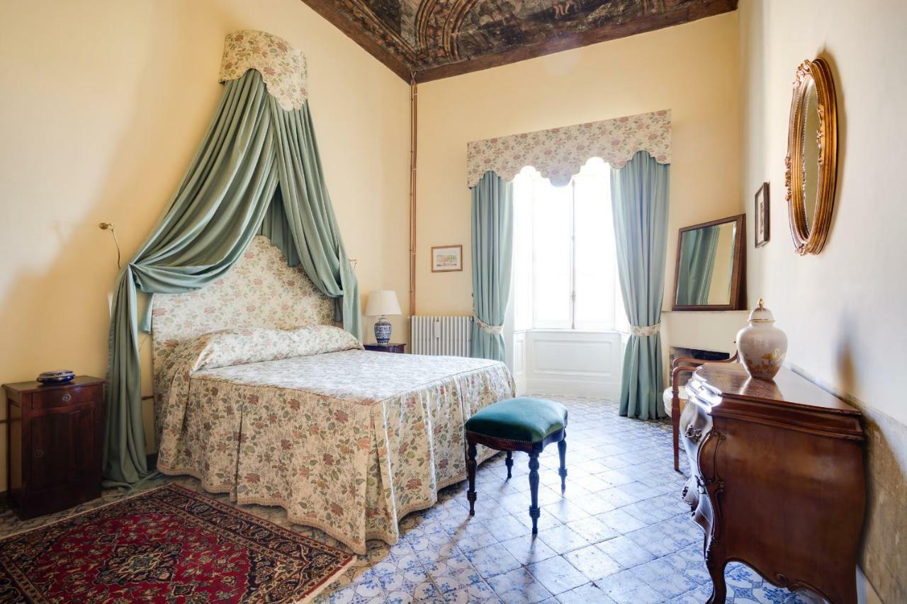 Castello Di Caccuri Suites Dış mekan fotoğraf