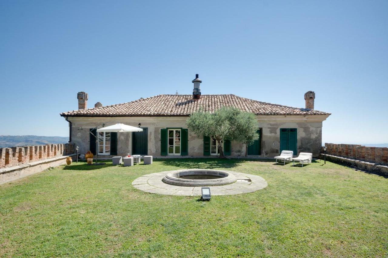 Castello Di Caccuri Suites Dış mekan fotoğraf