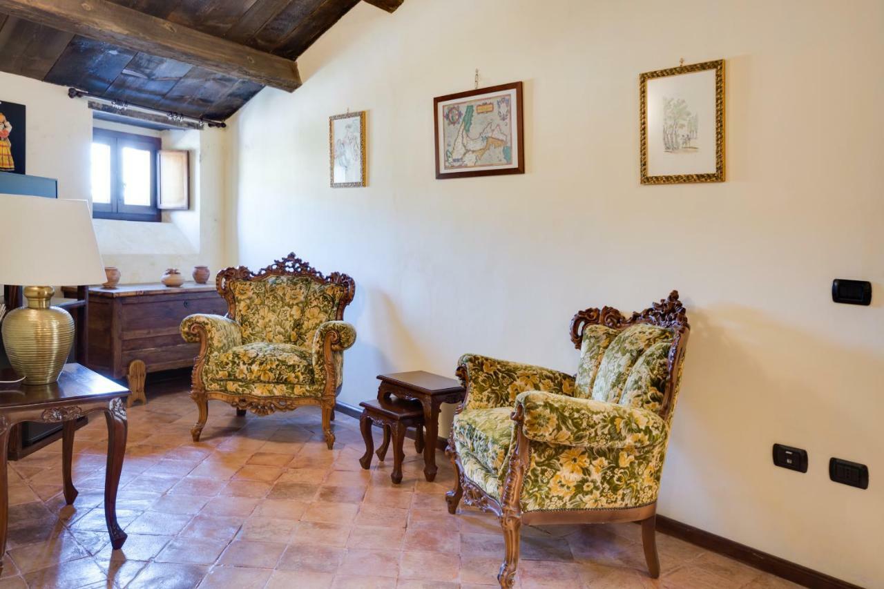 Castello Di Caccuri Suites Dış mekan fotoğraf