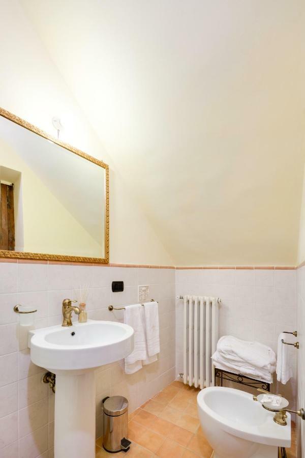 Castello Di Caccuri Suites Dış mekan fotoğraf