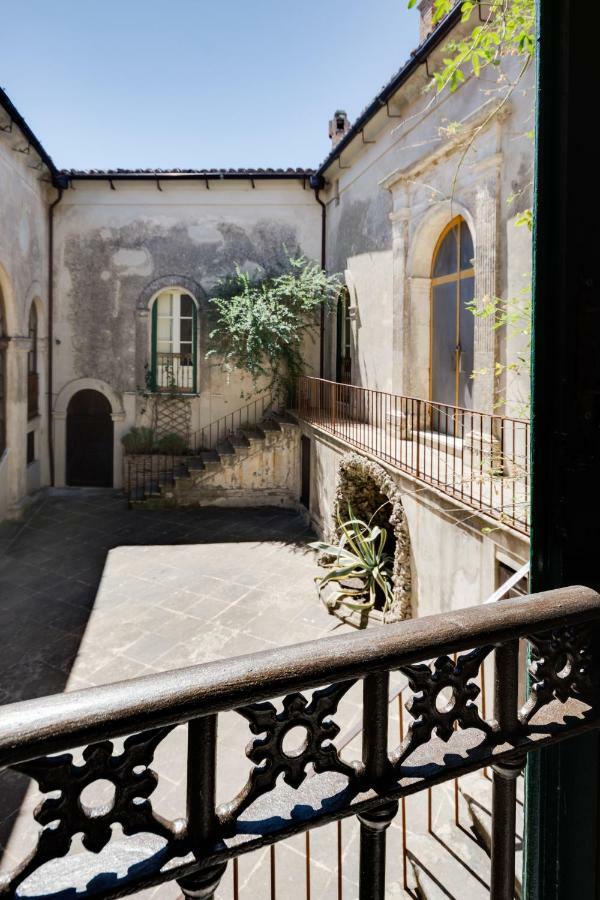 Castello Di Caccuri Suites Dış mekan fotoğraf